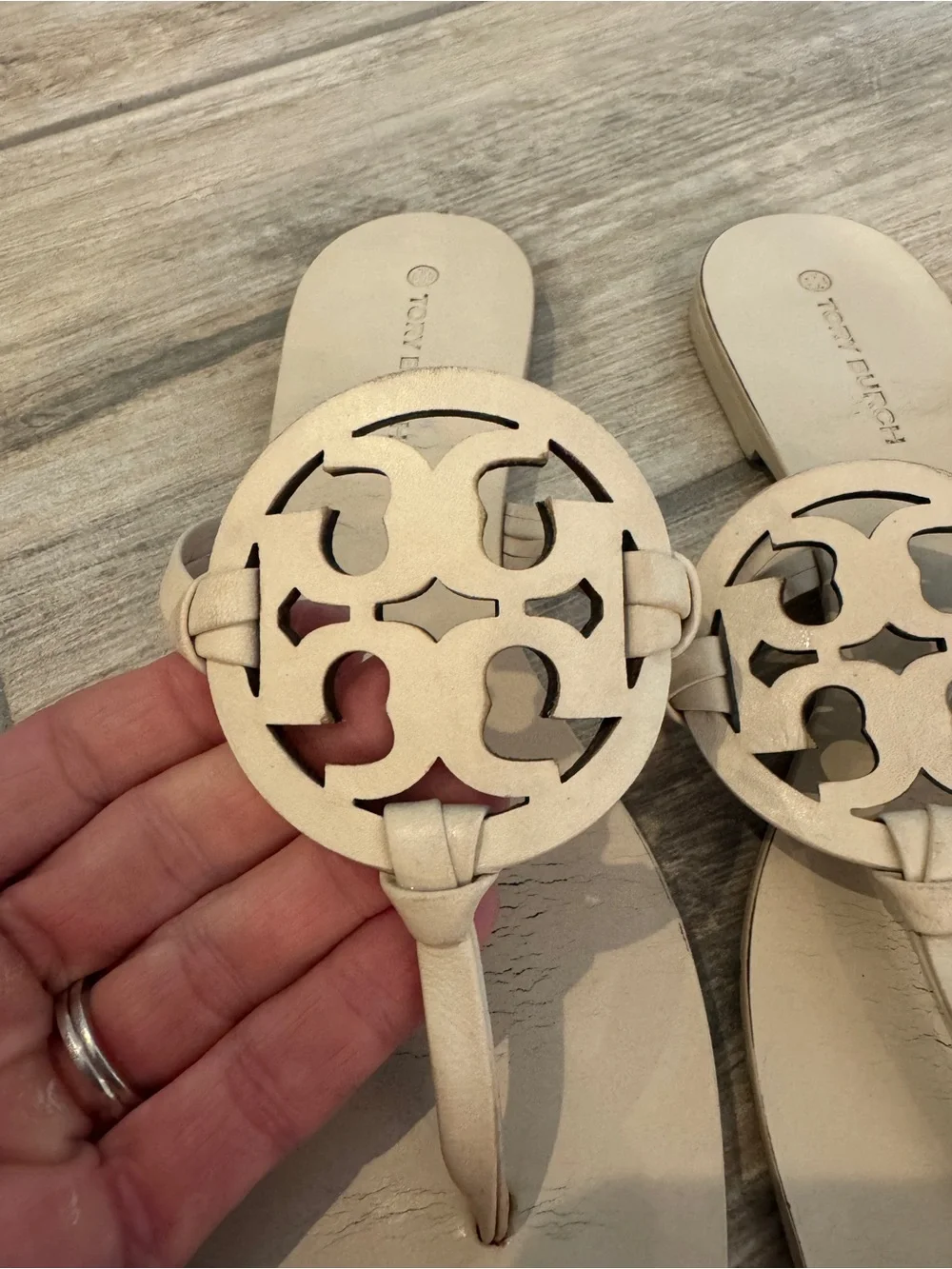 Tory Burch Miller Thong Sandal in Cream Square Toe neutral 7.5